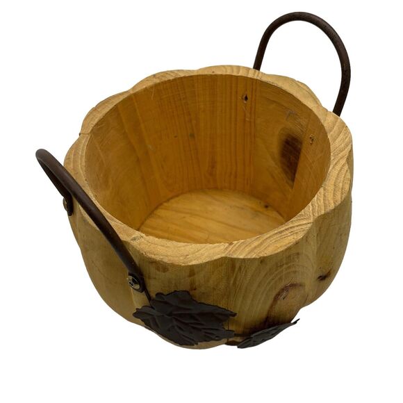 Pottery Barn Hand Carved Wooden Pumpkin Basket w/ Metal Handle Autumn!!! - Picture 5 of 12